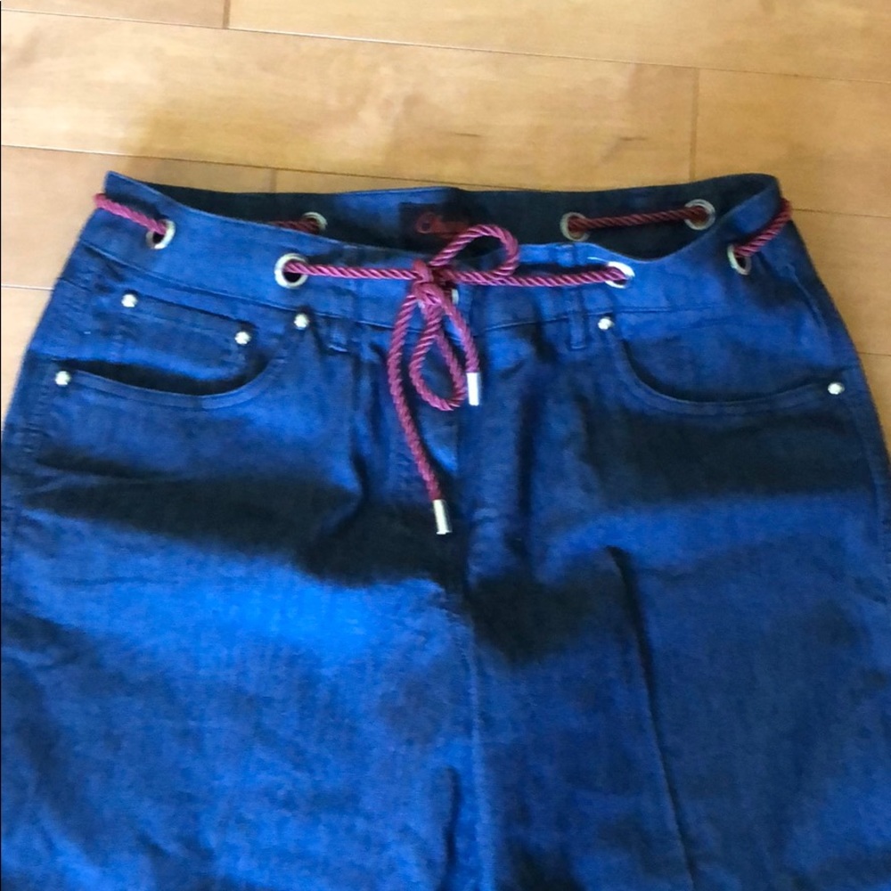 Ladies jean capri pants